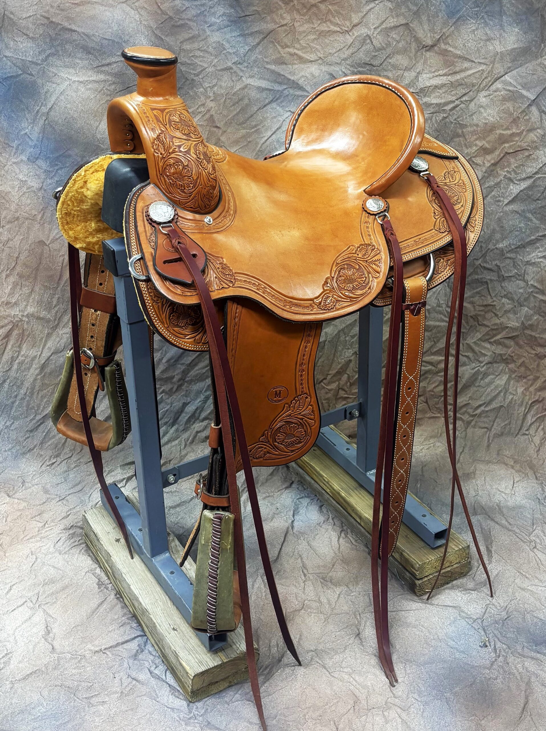 bowman roper USA-tanned leather saddle